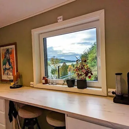 Villa Nyoppusset Hus Med Utsikt.