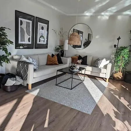 Villa Nyoppusset Hus Med Utsikt. Steinkjer