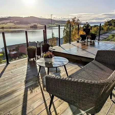 Nyoppusset Hus Med Utsikt. * Steinkjer